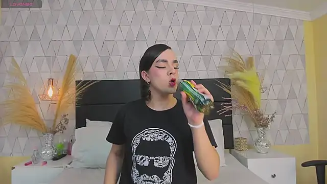 JustinePerry online show from February 5, 3:24 am