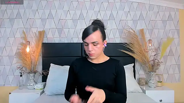 JustinePerry online show from March 28, 4:35 am