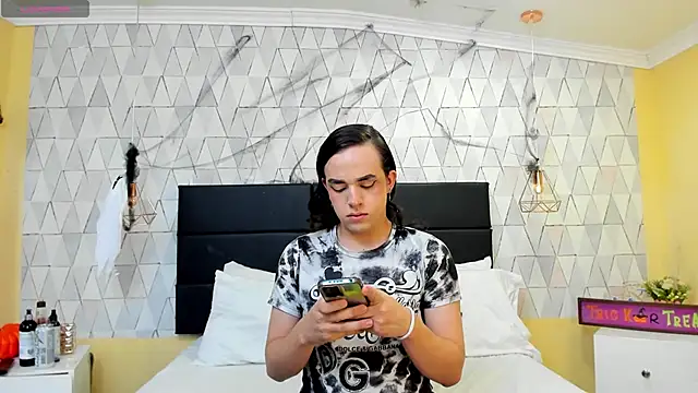 JustinePerry online show from November 5, 3:09 am