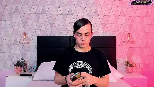 JustinePerry online show from May 14, 4:31 am