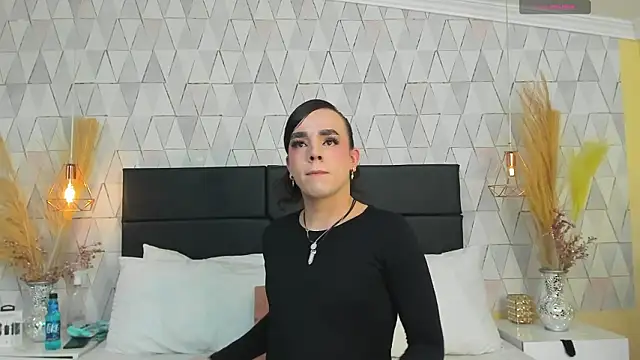 JustinePerry online show from January 19, 3:32 am