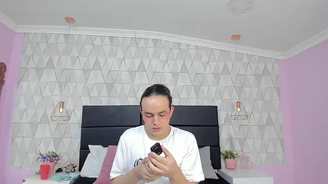 JustinePerry online show from May 30, 4:30 am