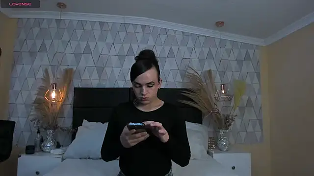 JustinePerry online show from March 31, 4:14 am