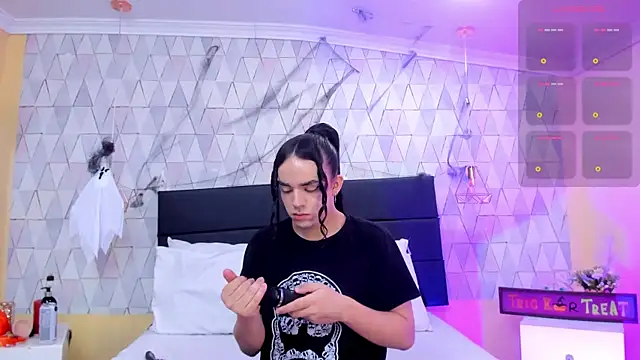 JustinePerry online show from November 2, 3:44 am