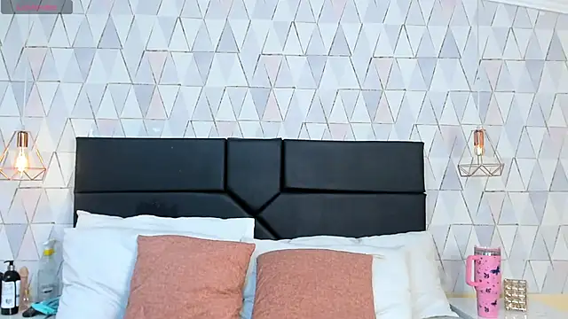 JustinePerry online show from November 28, 3:28 am