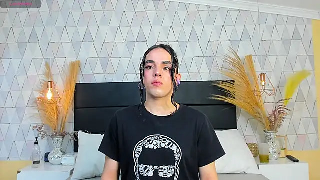 JustinePerry online show from March 27, 3:59 am