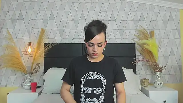 JustinePerry online show from February 7, 4:31 am