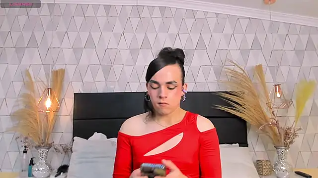 JustinePerry online show from April 1, 4:25 am