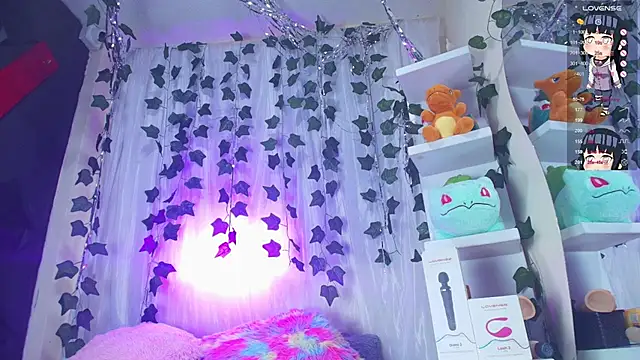 Snapshot of tokito_mitsuri chatting on November 15, 12:42 pm tokito mitsuri online show from November 15, 12:42 pm