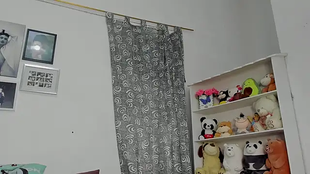 megan 100 online show from February 9, 4:38 pm