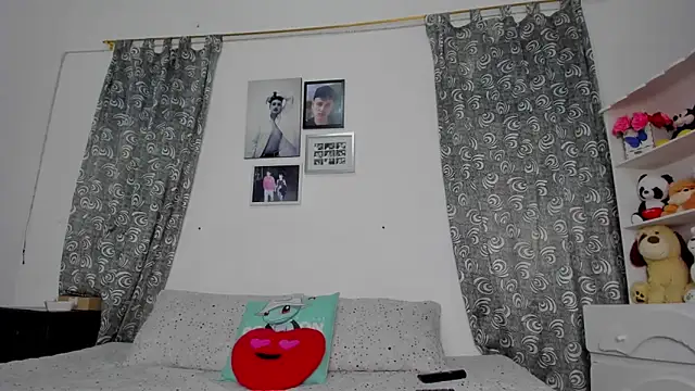 megan 100 online show from January 6, 6:34 pm