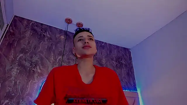 megan 100 online show from February 15, 7:06 pm