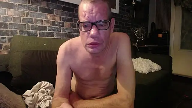 Snapshot of Maikel1981-NL chatting on July 17, 8:06 pm Maikel1981-NL online show from July 17, 8:06 pm