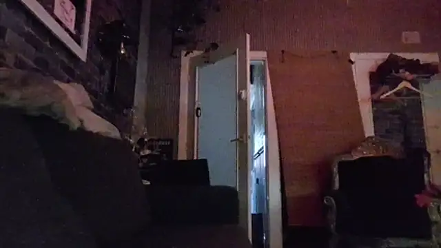 Snapshot of Maikel1981-NL chatting on May 26, 2:37 pm Maikel1981-NL online show from May 26, 2:37 pm