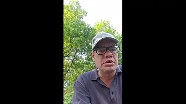 Snapshot of Maikel1981-NL chatting on May 28, 6:36 pm Maikel1981-NL online show from May 28, 6:36 pm
