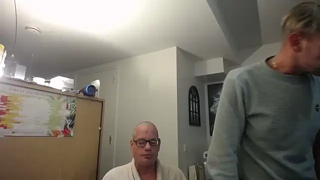 Snapshot of Maikel1981-NL chatting on October 9, 10:43 pm Maikel1981-NL online show from October 9, 10:43 pm