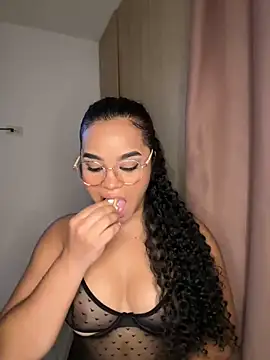 Lucy wilson5 online show from February 16, 6:32 am