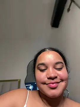 Lucy wilson5 online show from February 4, 8:15 pm