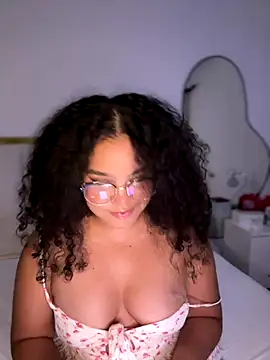 Lucy wilson5 online show from December 23, 3:28 am