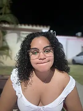 Lucy wilson5 online show from February 10, 3:38 am