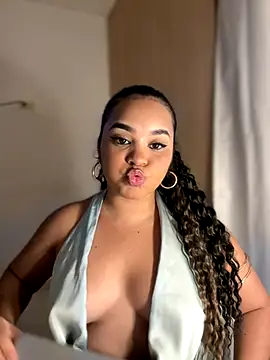 Lucy wilson5 online show from November 7, 3:22 am