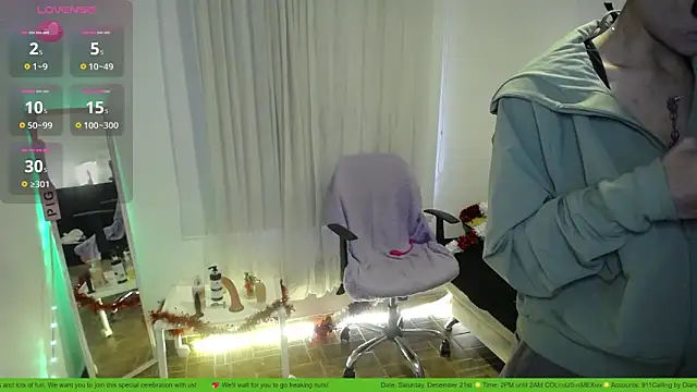 Snapshot of 911Calling chatting on December 27, 8:07 pm 911Calling online show from December 27, 8:07 pm