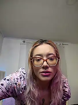 Snapshot of 911Calling chatting on January 14, 10:55 pm 911Calling online show from January 14, 10:55 pm