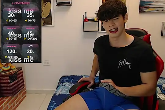 Snapshot of Angelo-cianuro- chatting on September 26, 9:21 pm Angelo-cianuro- online show from September 26, 9:21 pm