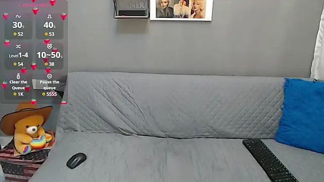 Snapshot of Angelo-cianuro- chatting on February 27, 12:03 am Angelo-cianuro- online show from February 27, 12:03 am