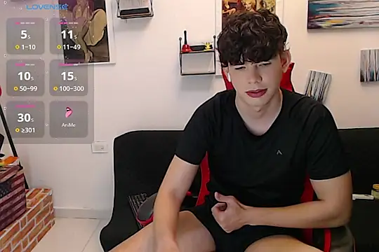 Snapshot of Angelo-cianuro- chatting on October 22, 10:19 pm Angelo-cianuro- online show from October 22, 10:19 pm