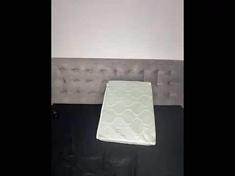 ScarletVelvetX online show from February 14, 1:50 am