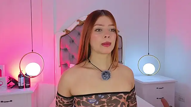 Snapshot of _ambar_Adamss chatting on November 22, 11:31 am ambar Adamss online show from November 22, 11:31 am