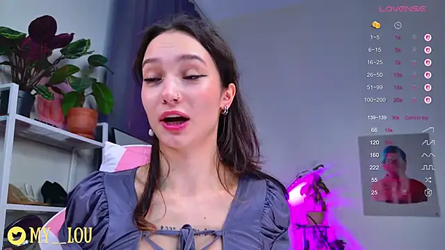 Snapshot of MyLou_ chatting on October 21, 3:11 pm MyLou online show from October 21, 3:11 pm