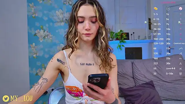 Snapshot of MyLou_ chatting on April 30, 3:19 pm MyLou online show from April 30, 3:19 pm