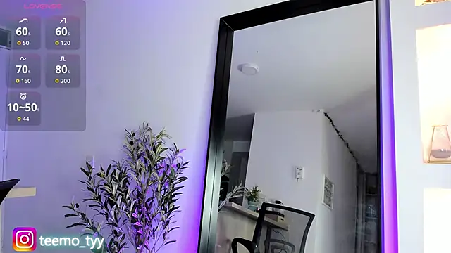 teemotwink online show from March 24, 9:37 pm