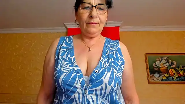 Snapshot of sweetangell69_ chatting on June 13, 3:48 am sweetangell69 online show from June 13, 3:48 am