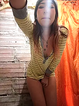 Snapshot of samy-blonde chatting on October 25, 1:12 pm samy-blonde online show from October 25, 1:12 pm