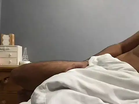 Snapshot of shyfucker23 chatting on October 2, 7:01 am shyfucker23 online show from October 2, 7:01 am