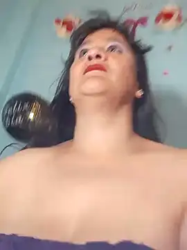 Snapshot of DirtyStefaniax chatting on January 24, 5:53 pm DirtyStefaniax online show from January 24, 5:53 pm