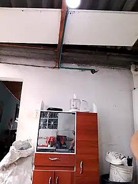 Snapshot of DirtyStefaniax chatting on October 21, 5:34 pm DirtyStefaniax online show from October 21, 5:34 pm