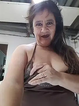 Snapshot of DirtyStefaniax chatting on November 27, 5:24 pm DirtyStefaniax online show from November 27, 5:24 pm