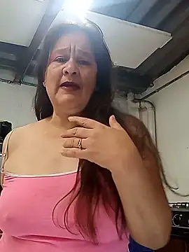 Snapshot of DirtyStefaniax chatting on July 15, 5:31 pm DirtyStefaniax online show from July 15, 5:31 pm