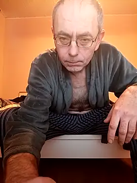 BesterJunge45 online show from November 23, 7:29 am