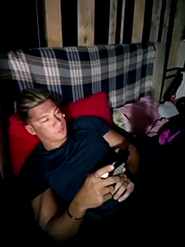 Lovely milk online show from November 5, 9:29 pm