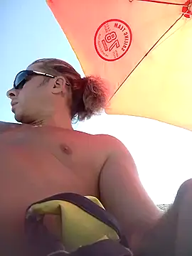 Lovely milk online show from October 18, 8:49 am