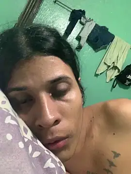 Snapshot of La_Perversa69 chatting on October 21, 11:59 pm La Perversa69 online show from October 21, 11:59 pm