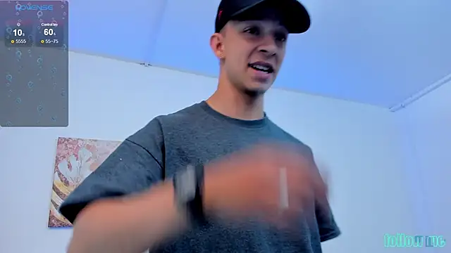 Samuel Up online show from November 11, 10:47 pm