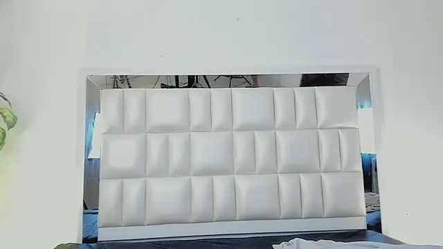 Alhana pulido online show from February 25, 9:26 pm