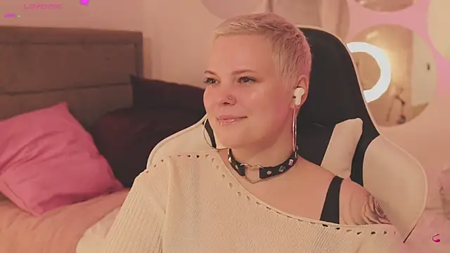 LikaBerry1 online show from January 18, 1:14 pm