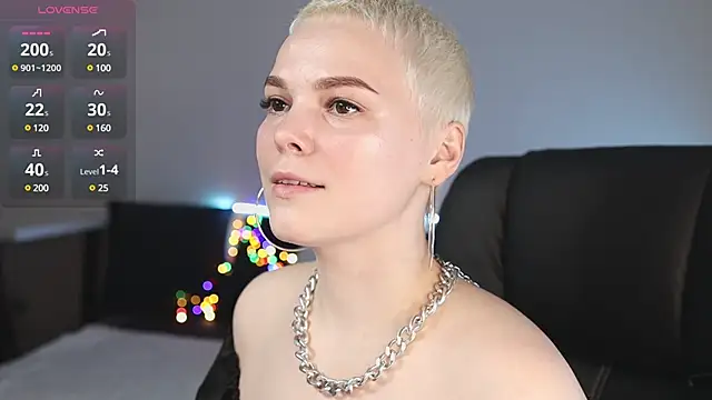 LikaBerry1 online show from February 12, 8:29 pm
